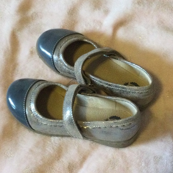 Livie & Luca size 11 Mary Jane shoes - Picture 3 of 5